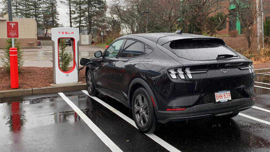 Ford Mustang Mach-E using a Tesla Supercharger