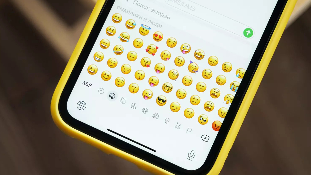 WhatsApp now lets you use any emoji as a reaction