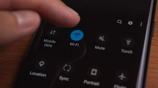 How to share Wi-Fi password on Android