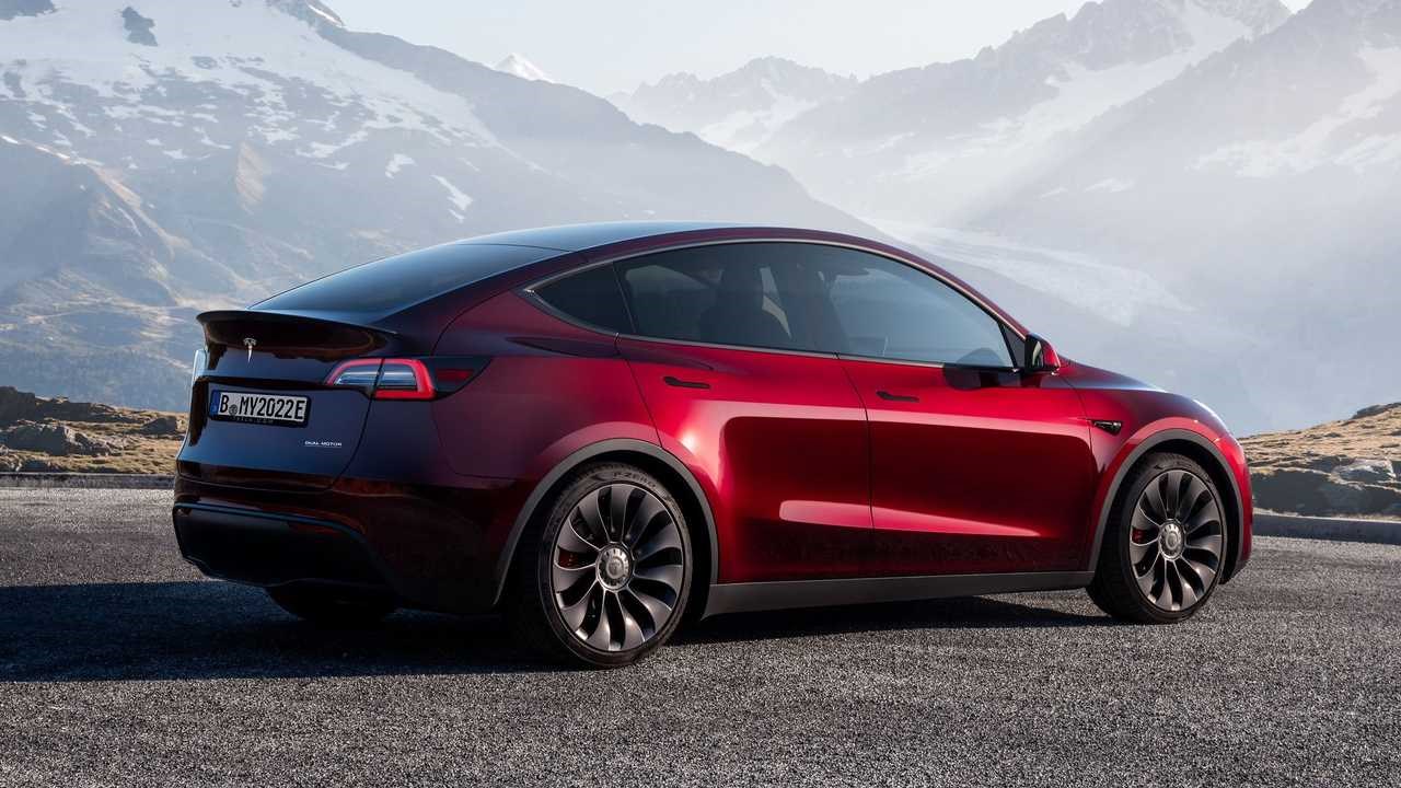 Tesla Model Y incident raises concerns about vehicle safety