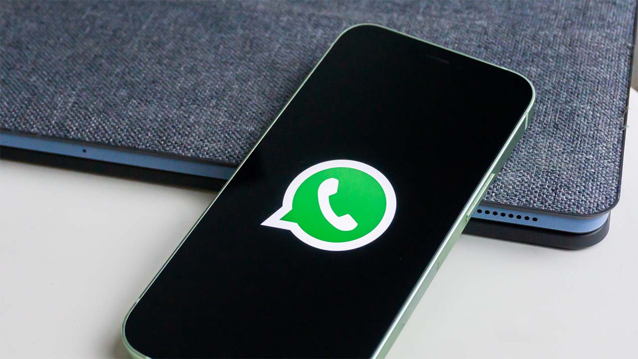 WhatsApp Accidental Delete Feature