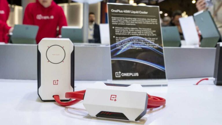 Oneplus smartphone cooler