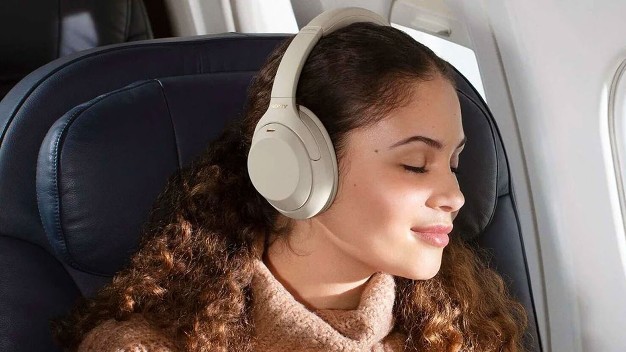 Best headphones 2023 Sony WH-1000XM4