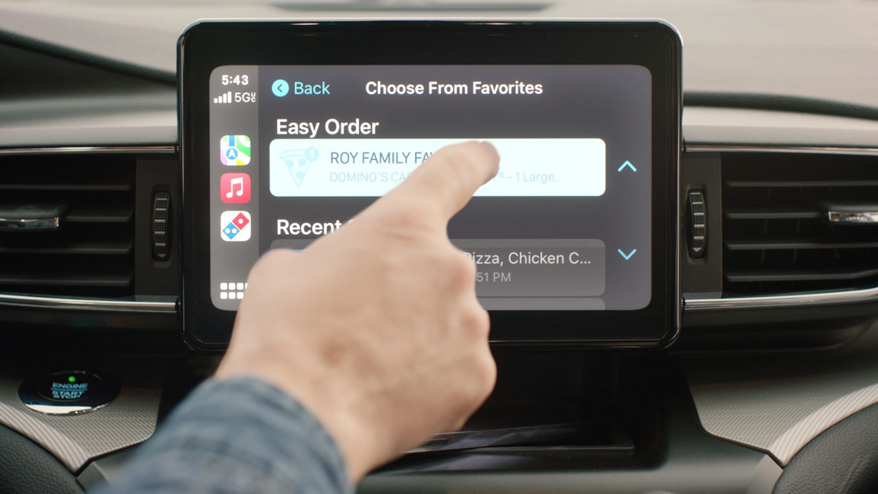 Domino's pizza carplay