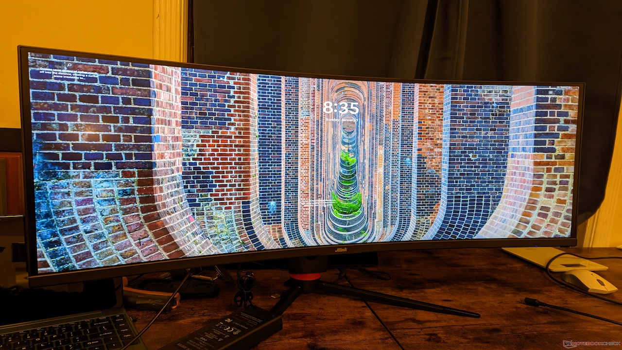 Jlink 34-inch curved monitor: Affordable ultrawide gaming experience