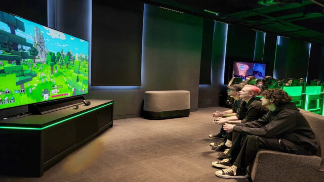 Samsung and Microsoft launch Xbox gaming zones in London and New York