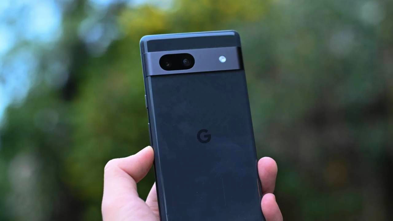 Google Pixel 7a promo video leaked