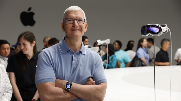 Tim Cook announced Why is the Vision Pro so expensive