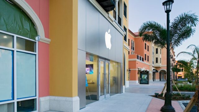Florida’s tiny Apple Store: Bigger plans ahead?