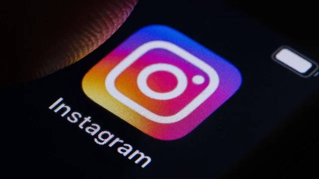 Are there access issues with Instagram? Has it crashed?
