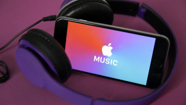 Apple’s new program supporting young musicians: Shooting music videos with an iPhone!