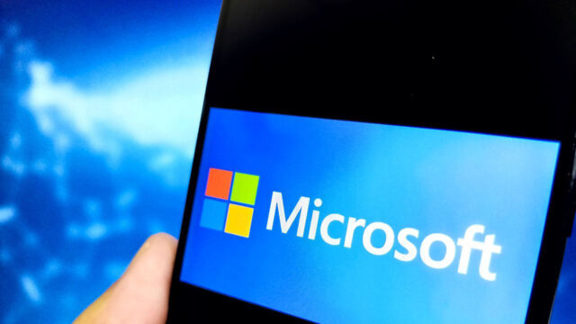 Microsoft: Downplaying a major email breach?