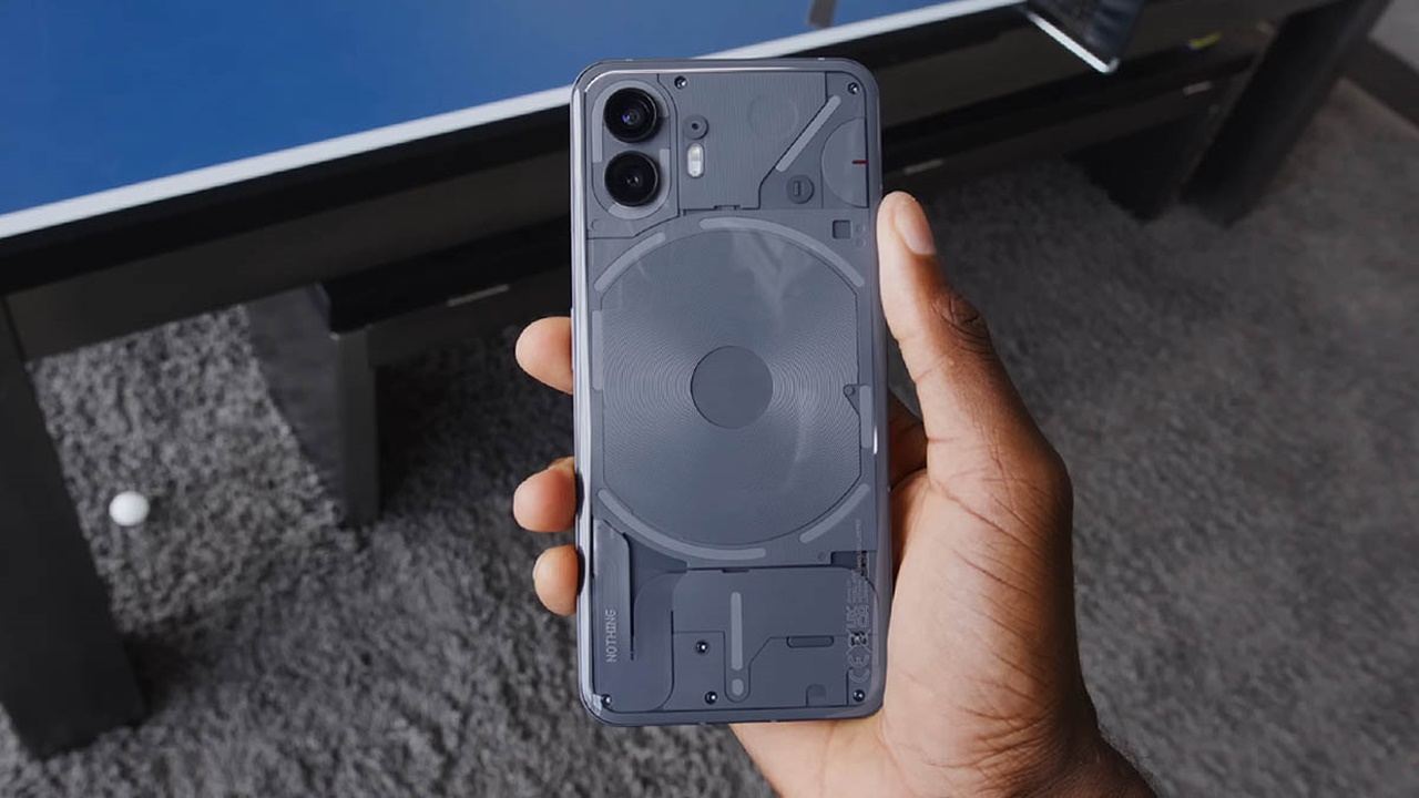 Nothing Phone 2 Gets Its First Update With Several Camera Improvements,  Design-Related Features