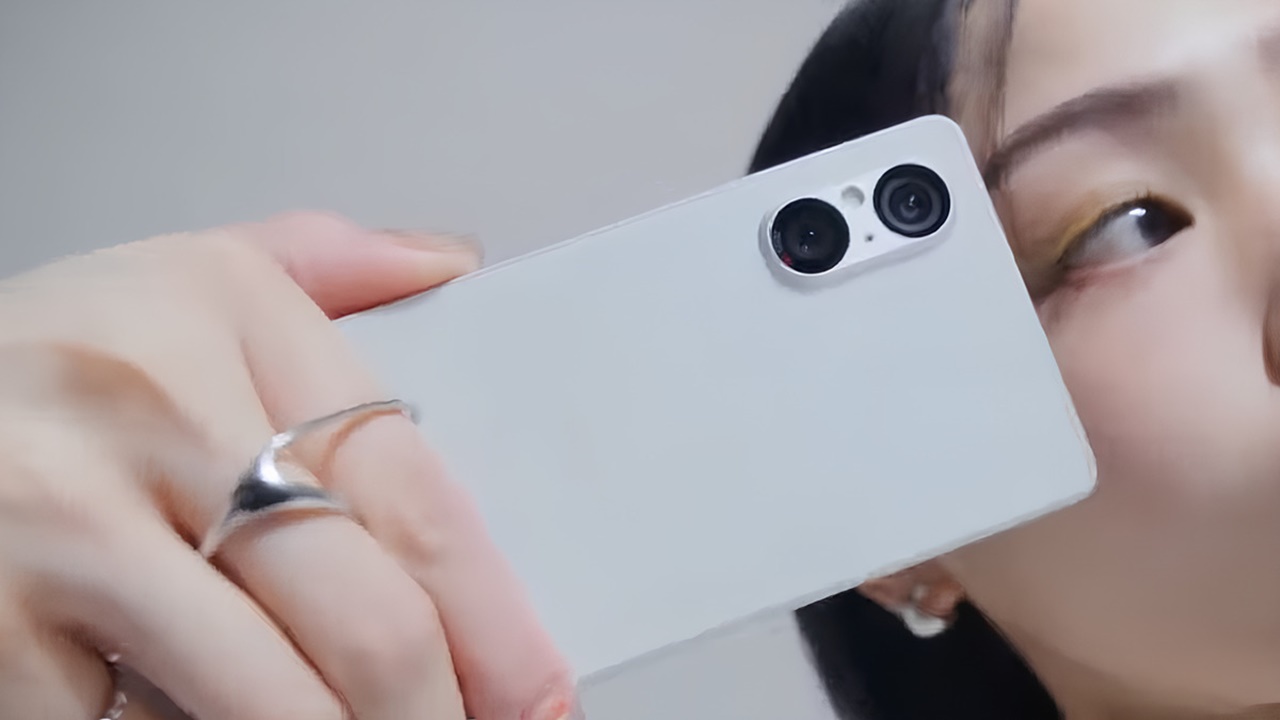 Sony Xperia 5 V promo video shows dual camera and sleek design
