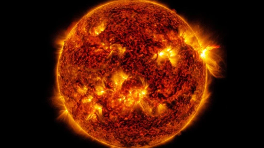 Frightening explanation Two major explosions occurred on the Sun!