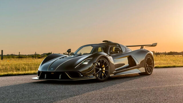 $3 million worth of land jet: Hennessey Venom F5 Revolution Roadster