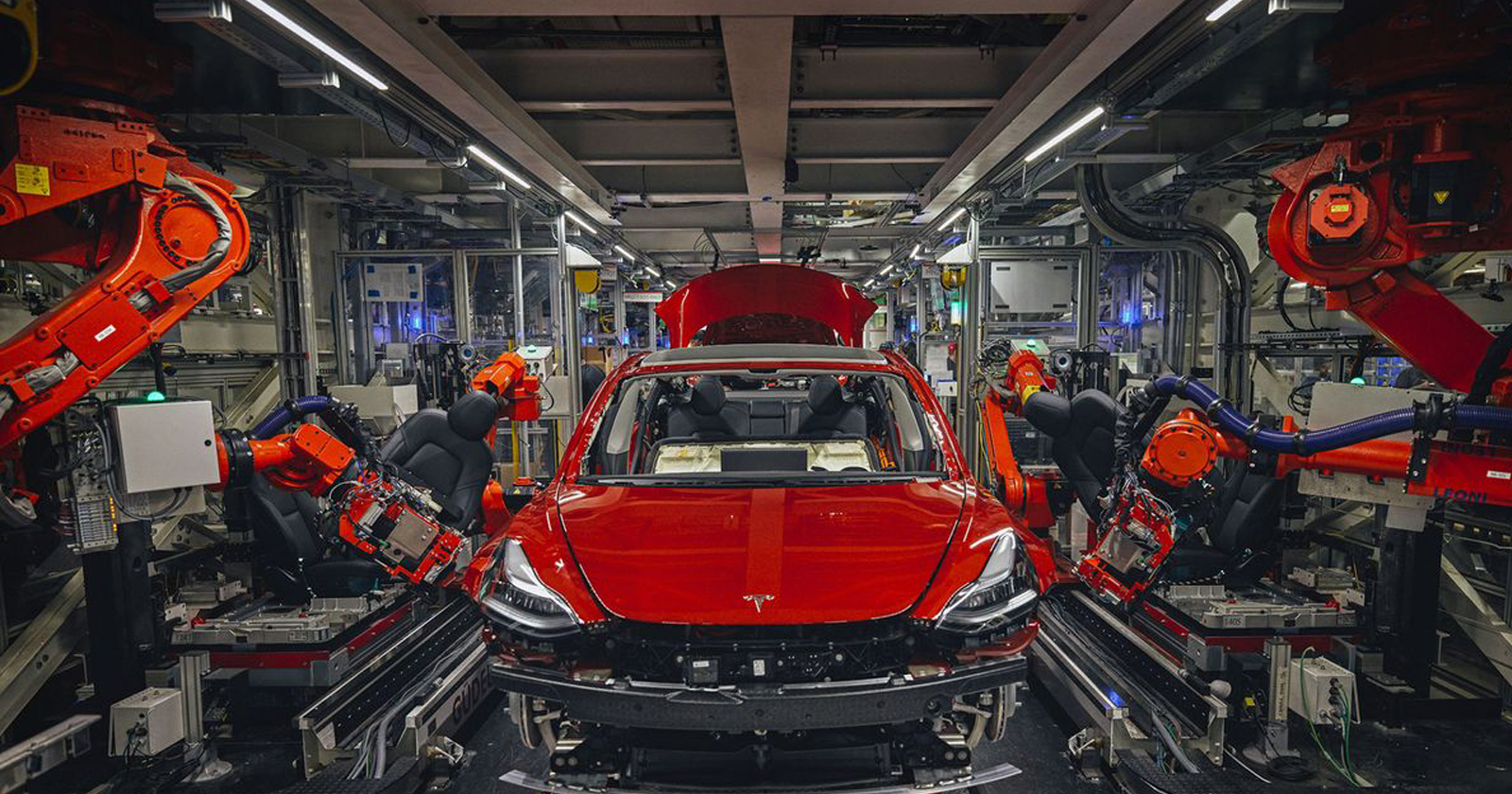 Tesla moves to 3D print for EV production