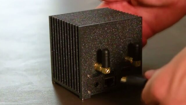 The world's smallest desktop computer has been released for sale!