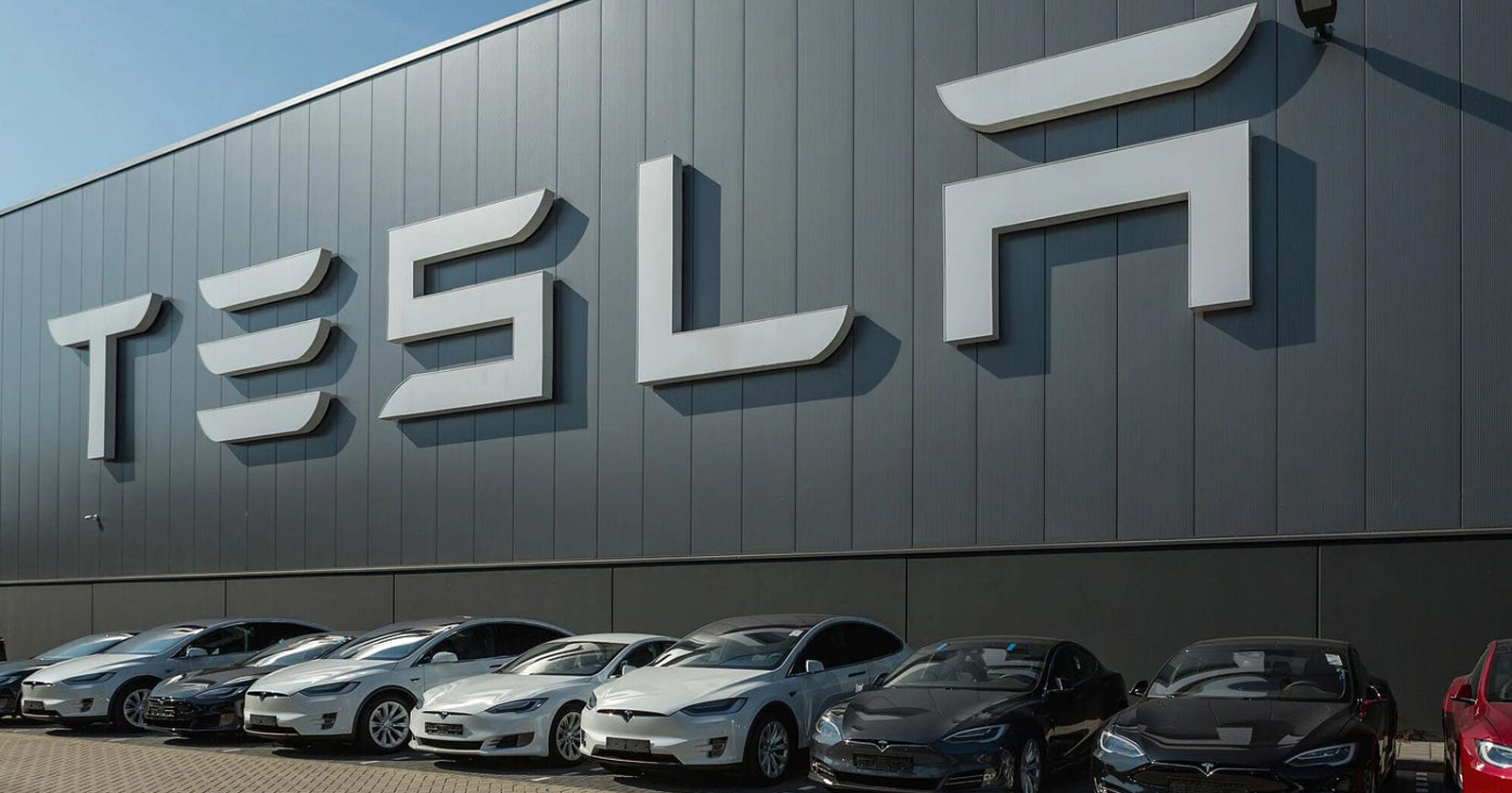 tesla-was-fined-155-thousand-dollars-1