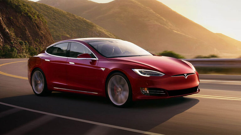 Elon Musk is thinking big for Tesla!