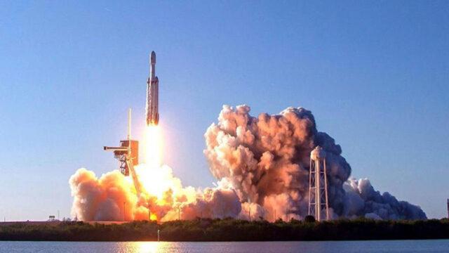 SpaceX announced the new launch date of the Falcon Heavy Rocket!