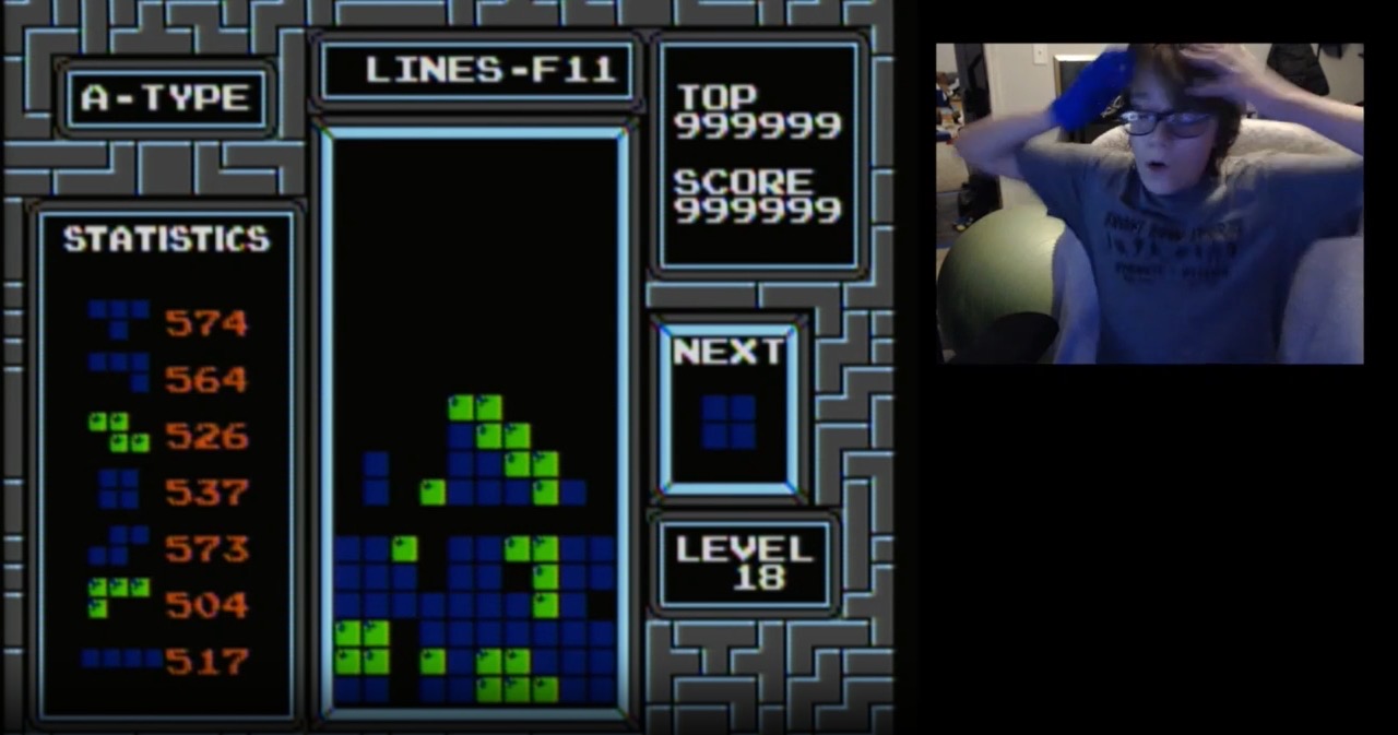 This 13-year-old gamer beats Tetris after 34 years