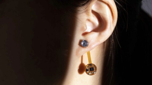 smart earring