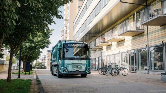 First in Volvo history! The first fully electric truck FM Low Entry