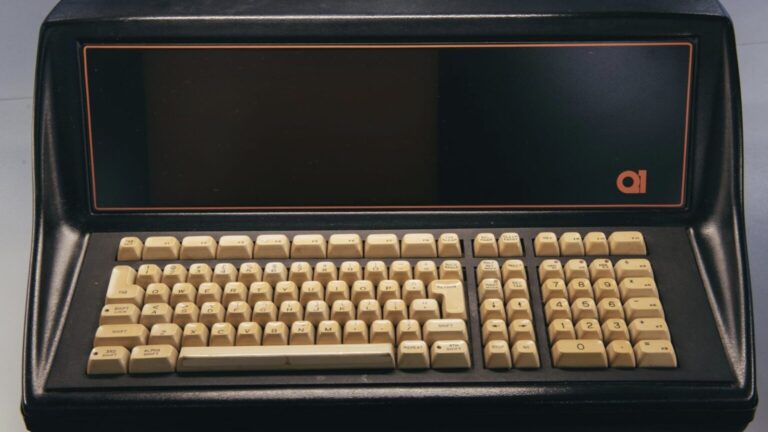 q1 micro computer
