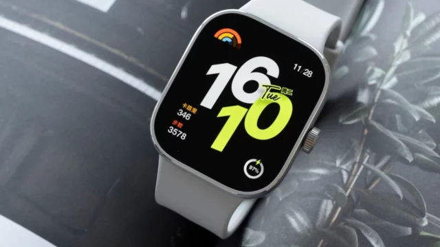 No more ‘I’m afraid of water’ with Apple Watch!