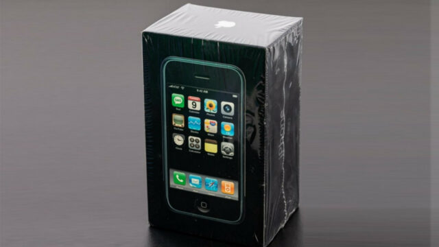 Unboxed iPhone 1 fetched a jaw-dropping price!
