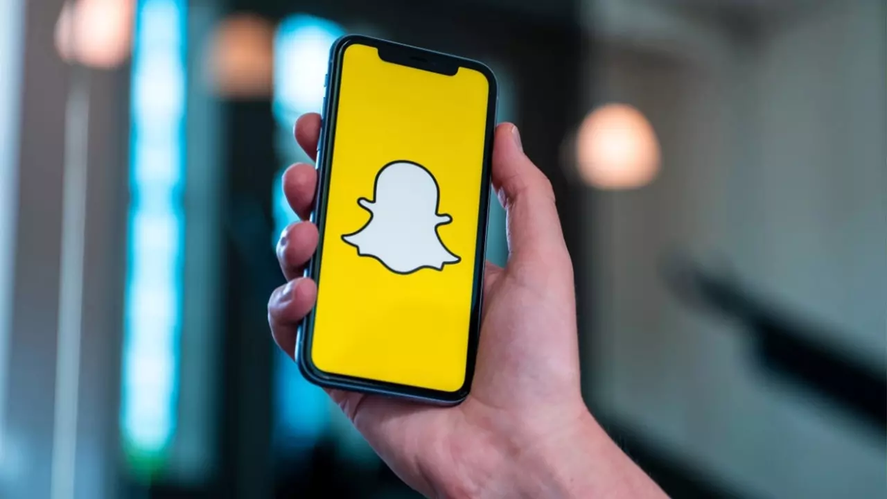 Snapchat is receiving a direct message update!