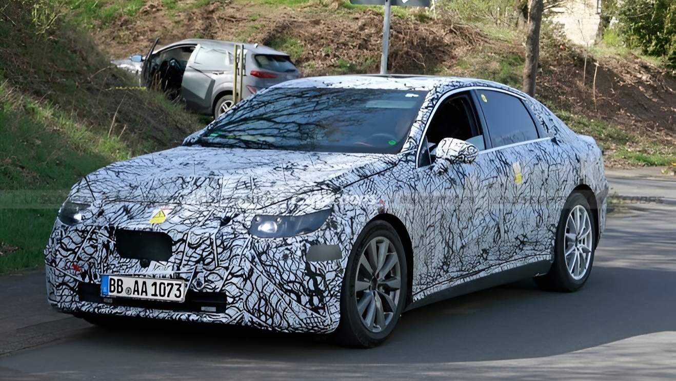 2025 Mercedes CClass electric vehicle spotted on the road