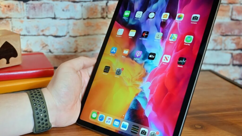 iPad Pro with OLED screen appeared in iPadOS 17.5 Beta!
