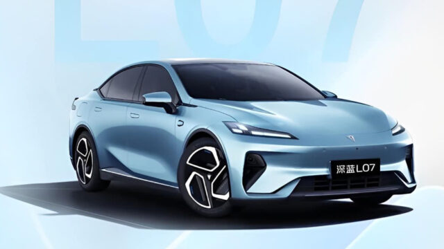 250-hp-sedan-huaweis-electric-car-deepal-l07-was-unveiled