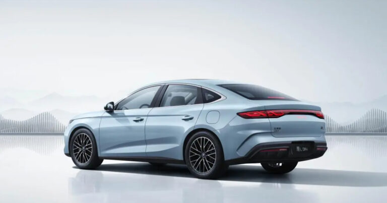 byd-is-launching-its-hybrid-sedan-car