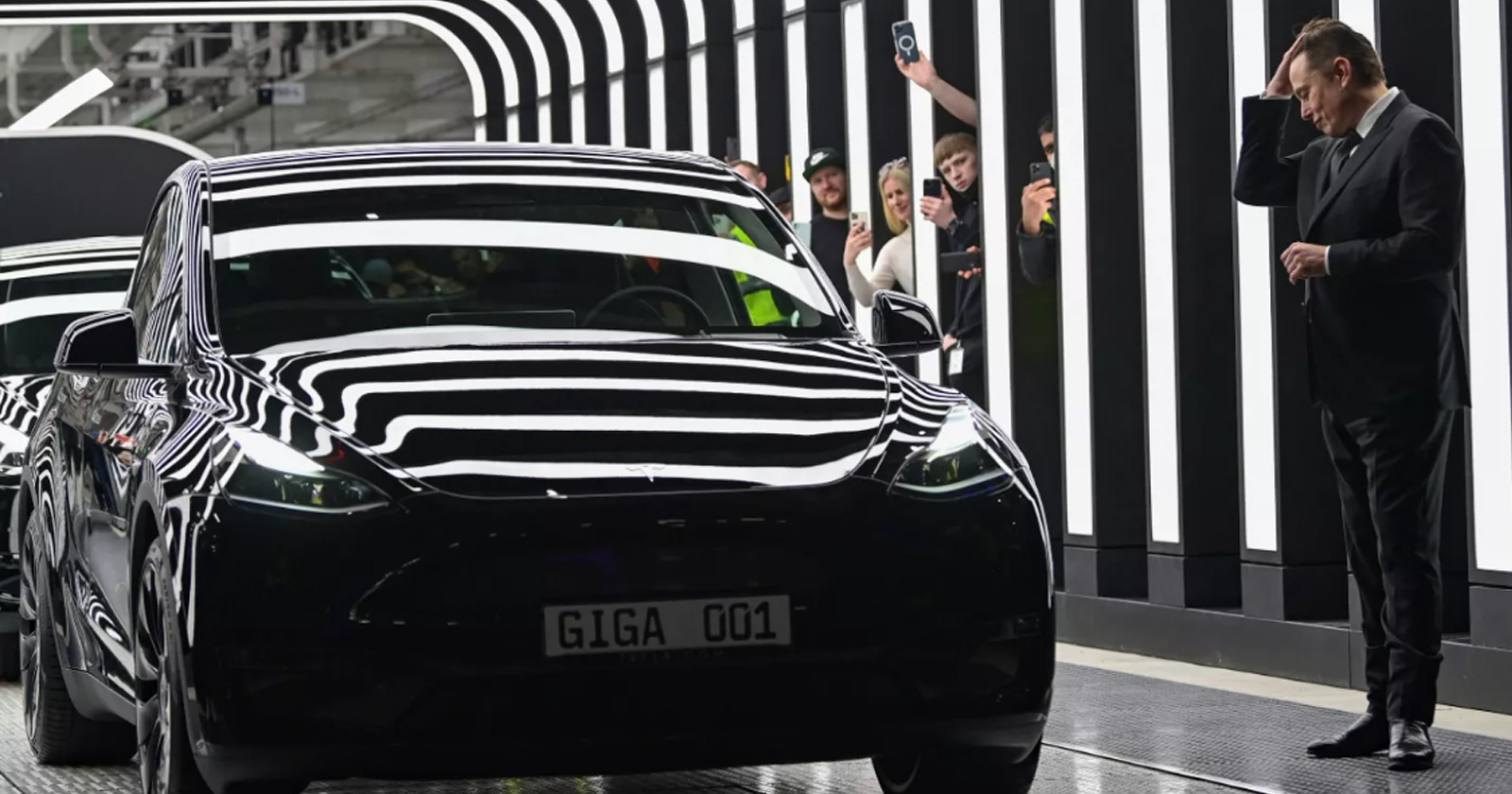 Sharp decline in Tesla’s car sales!