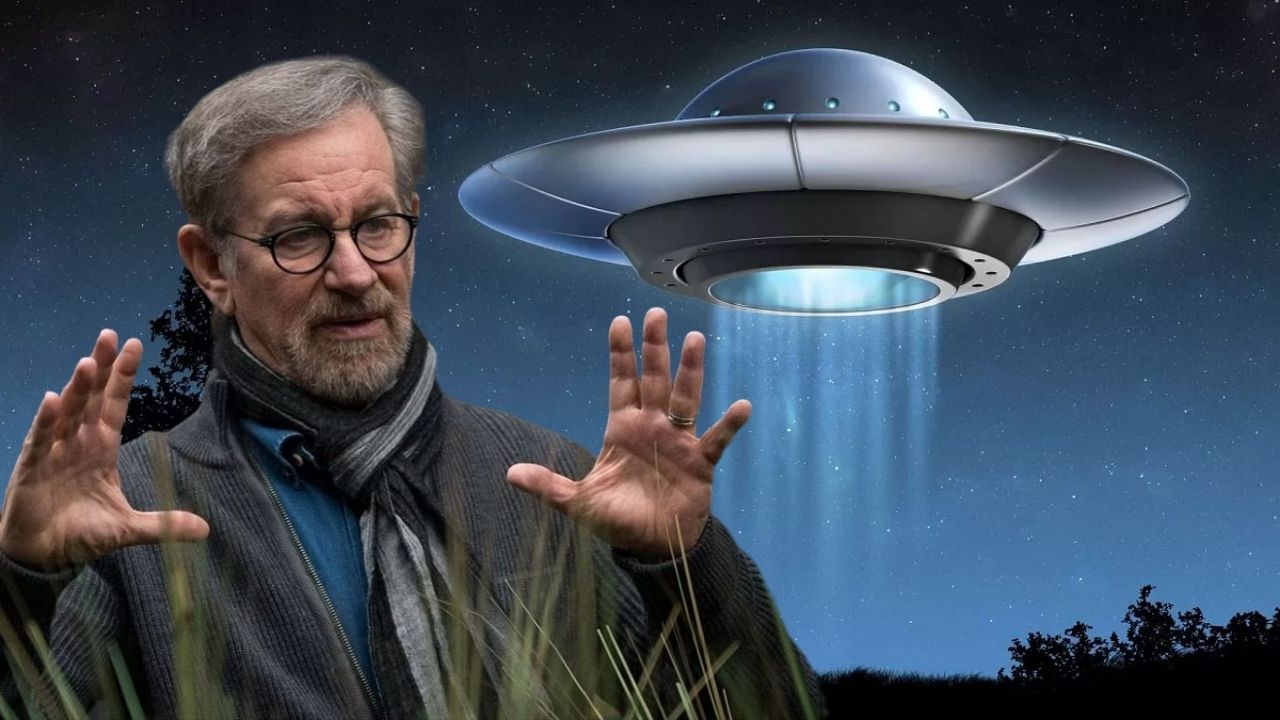 Steven Spielberg will make a UFO movie!