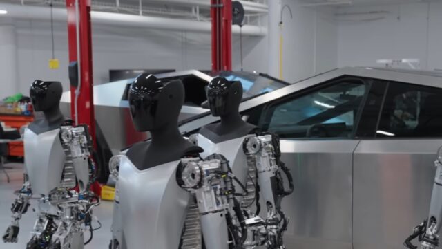Tesla’s humanoid robot starts working in the factory!