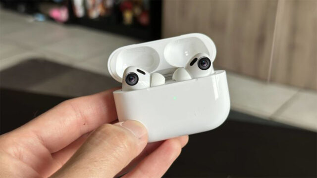 Apple starts mass production of AirPods with camera!