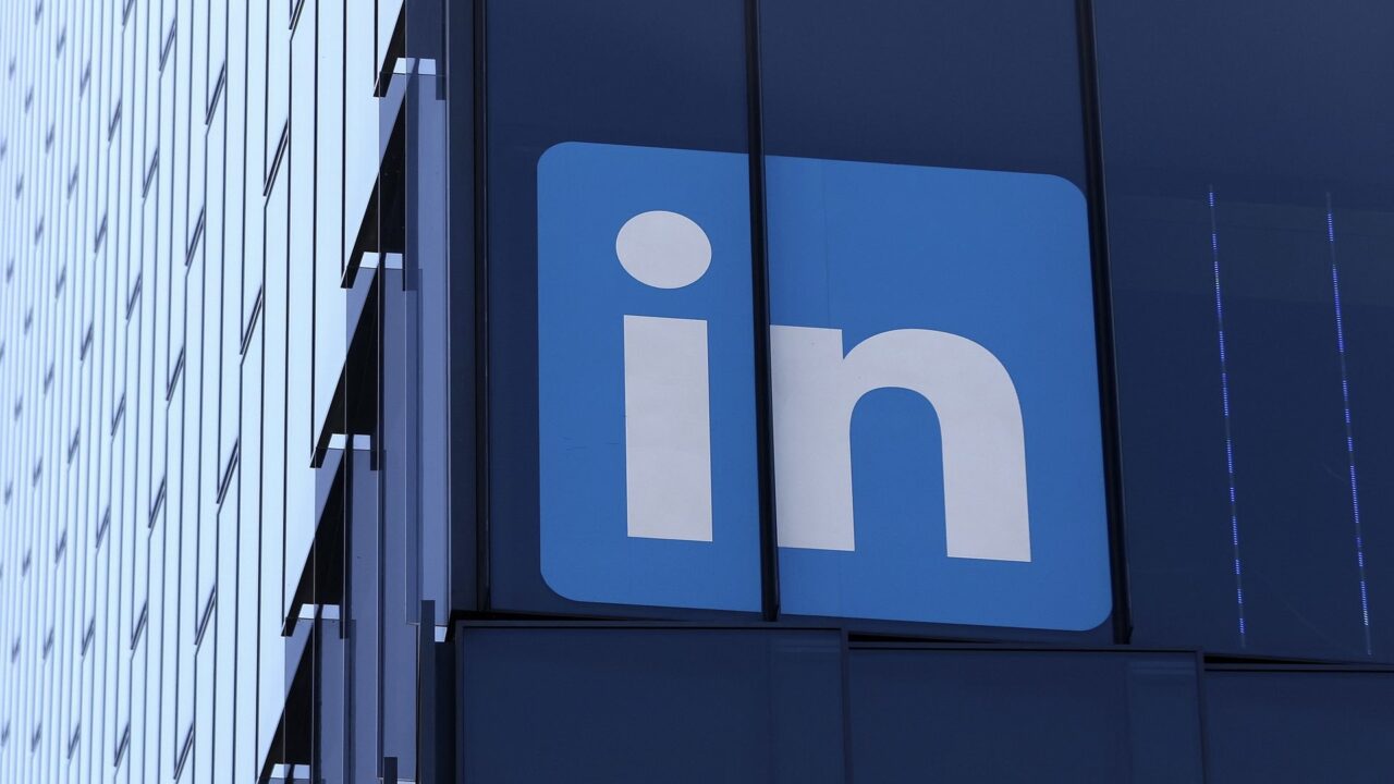 LinkedIn stops processing UK users’ data for AI