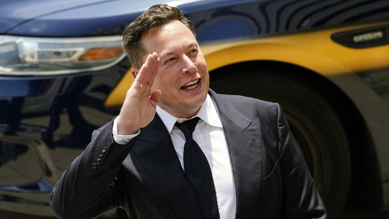 Tesla investors sue Elon Musk!