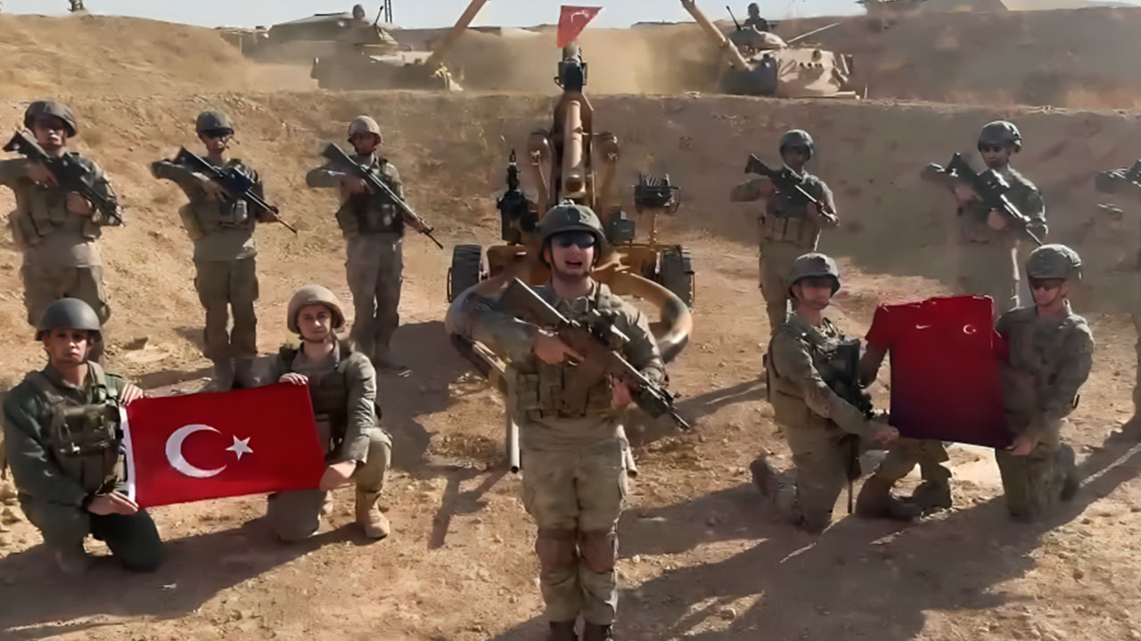 Turkish Armed Forces sent support to the national team before the Netherlands match!