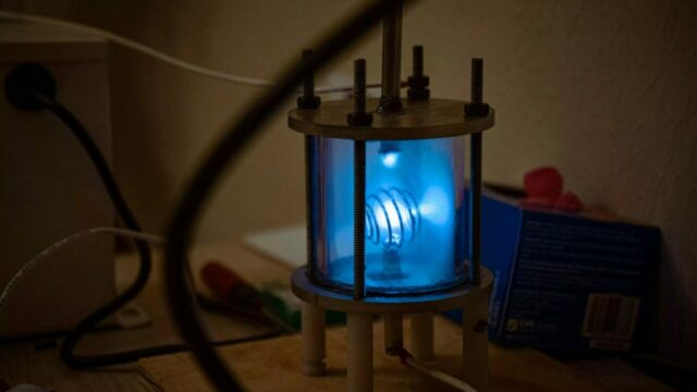 A student built a fusion reactor at home for $2,000!