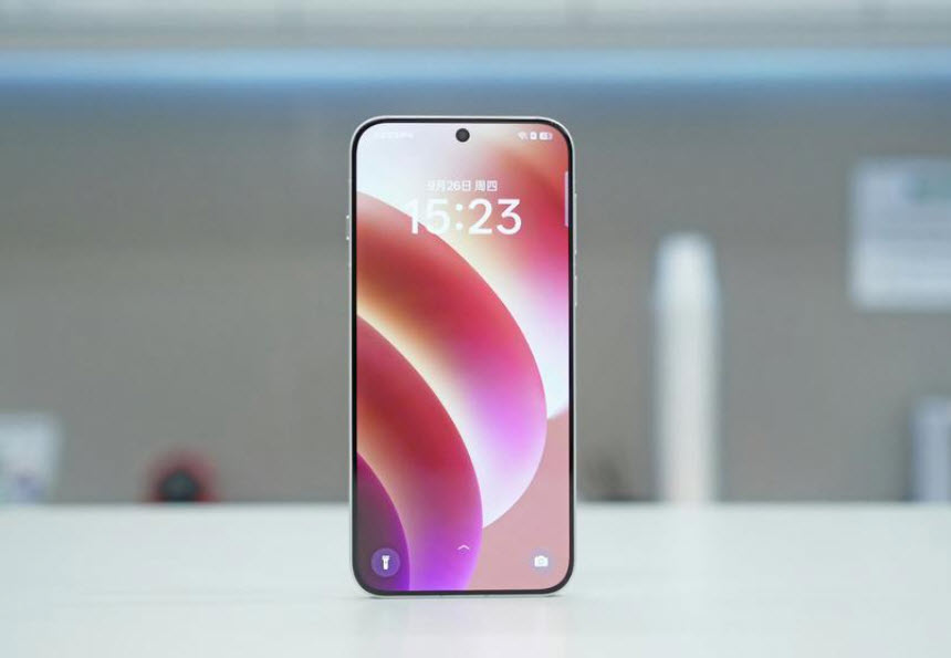 OPPO Find X8