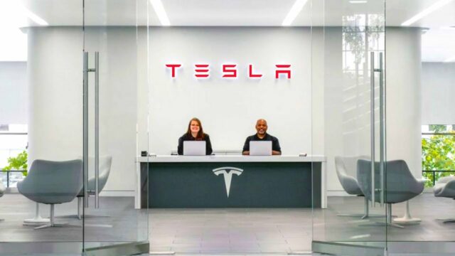 Tesla raids homes of those who do not come to work because ‘I’m sick’!