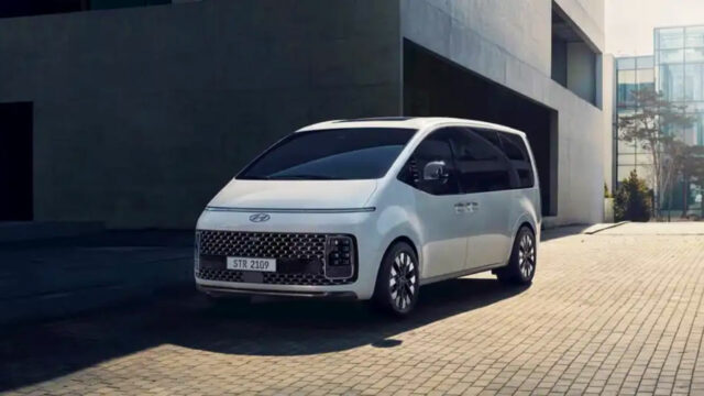 Hyundai has started working on its first electric minivan!