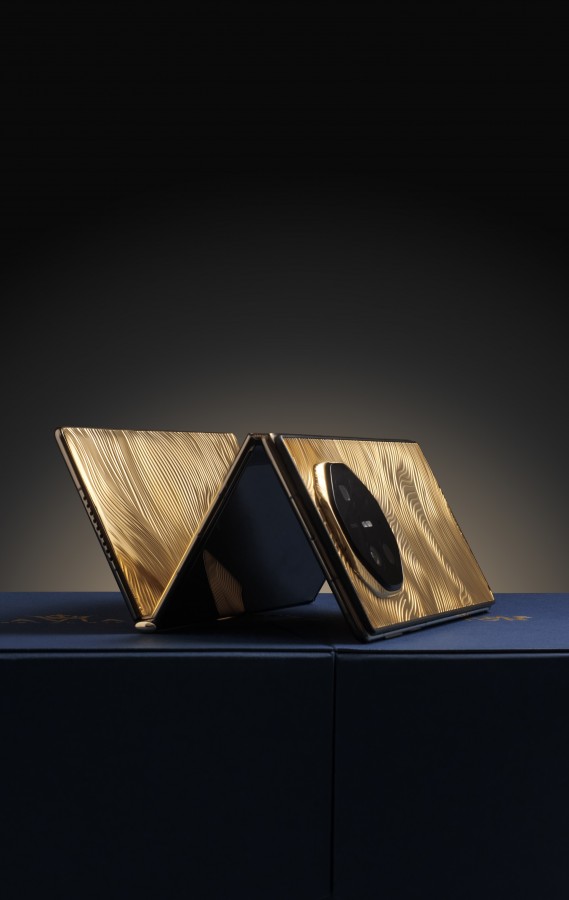 Huawei Mate XT Ultimate with an 18K Gold Body Introduced