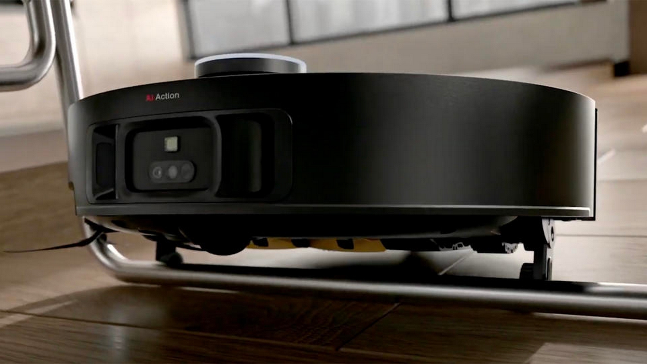 Stair-climbing robot vacuum cleaner is coming!