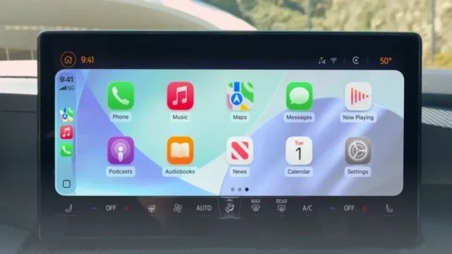 CarPlay has gained new features with iOS 26!